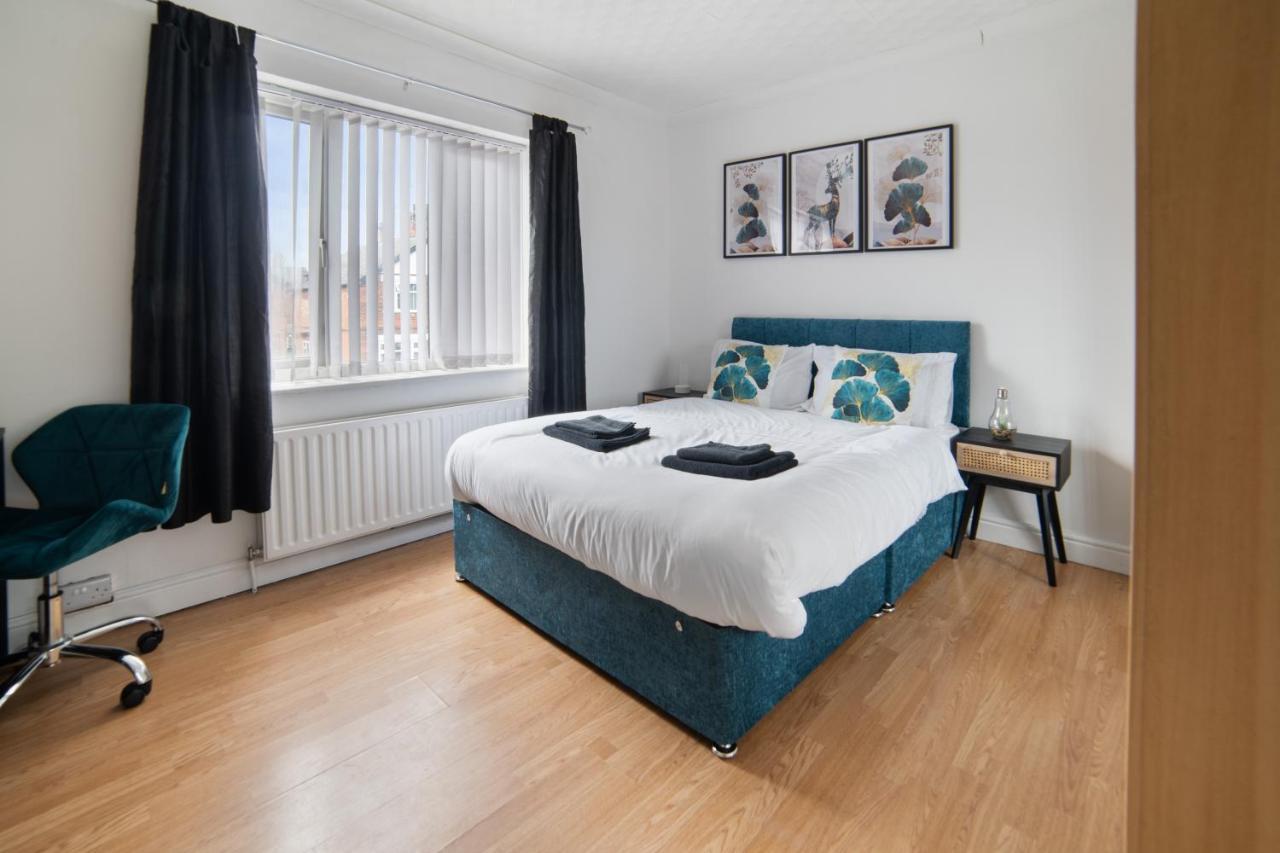 Exclusive Deals L Last-Minute Reserve L Townhouse With Sleeps 6 L Braunstone Town , Leicester L By Zen Nights Short Lets & Serviced Accommodations Extérieur photo